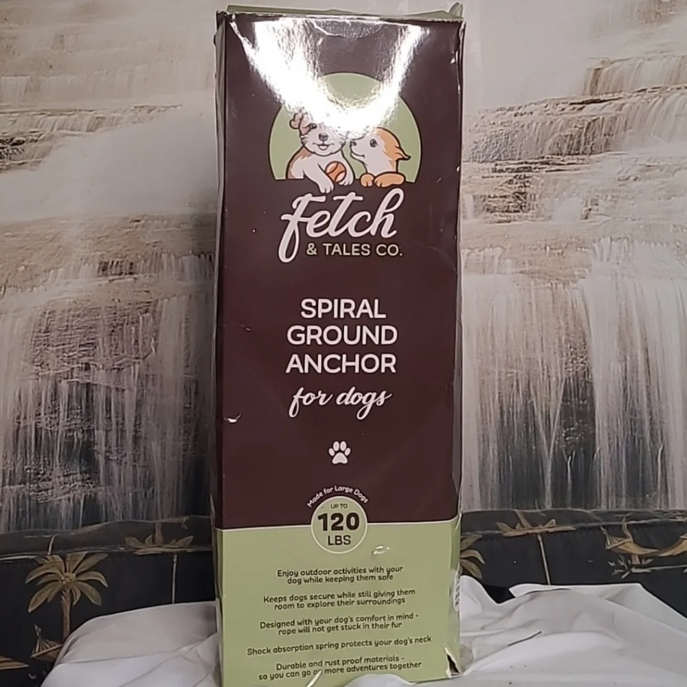 New in box! Fetch & Tales Spiral Ground Anchor box set dog lead rope and anchor